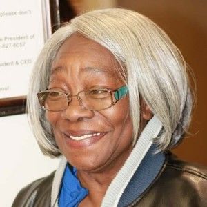 Meet your Posher, Kay